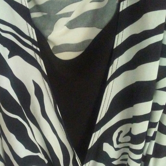 Animal Print Blouse - Picture 3 of 4